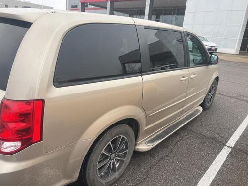 2016 Dodge Grand Caravan R/T