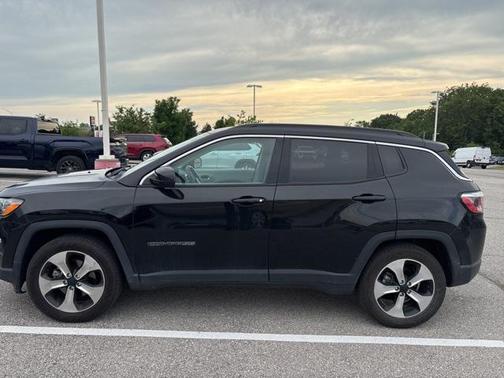 2017 Jeep New Compass Latitude