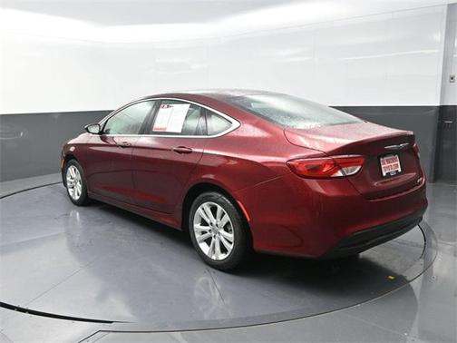 2017 Chrysler 200 LX