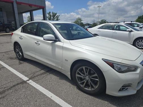 2017 INFINITI Q50 3.0t Signature Edition