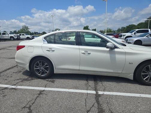 2017 INFINITI Q50 3.0t Signature Edition