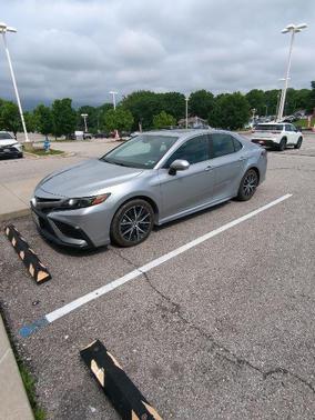 Celestial Silver Metallic 2024 Toyota Camry SE