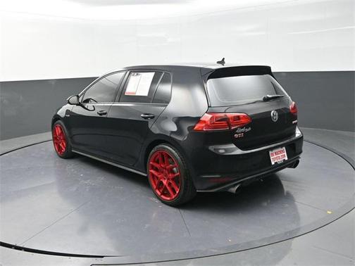 2017 Volkswagen Golf GTI 2.0T S 4-Door