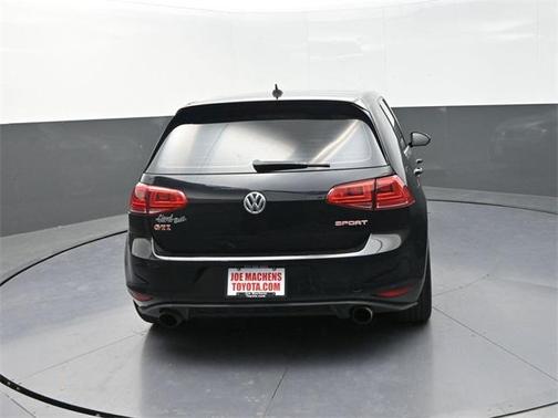 2017 Volkswagen Golf GTI 2.0T S 4-Door