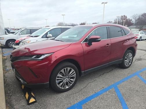 2024 Toyota Venza XLE