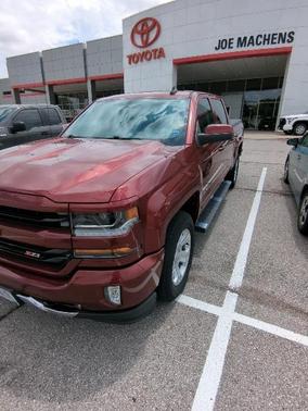 2017 Chevrolet Silverado 1500 2LT