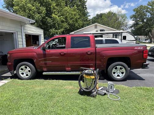2017 Chevrolet Silverado 1500 2LT