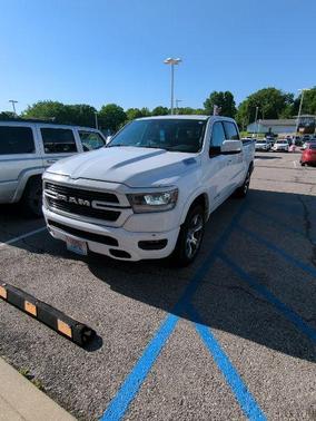 Bright White Clearcoat 2022 RAM 1500 Laramie