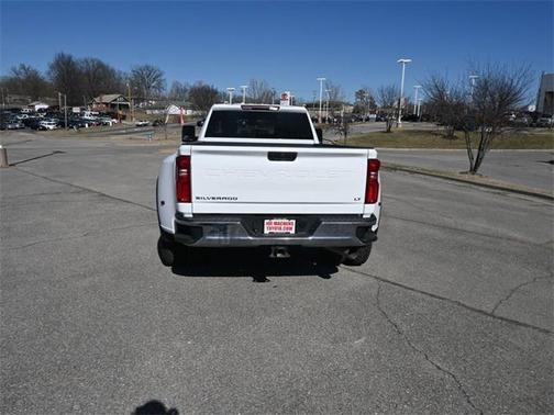 2024 Chevrolet Silverado 3500 LT