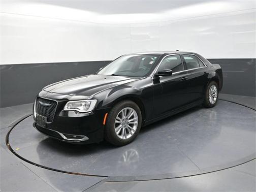 2018 Chrysler 300 Touring