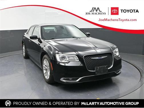 2018 Chrysler 300 Touring