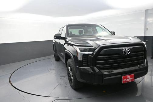 Midnight Black Metallic 2022 Toyota Tundra SR5