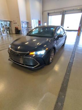 2020 Toyota Avalon XLE