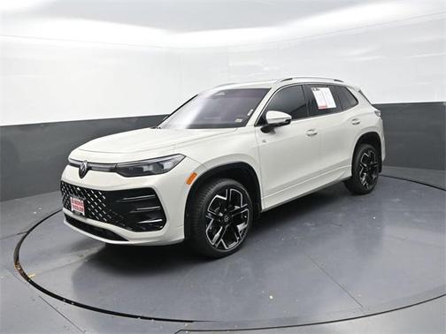 2025 Volkswagen Tiguan 2.0T SEL R-Line 4MOTION