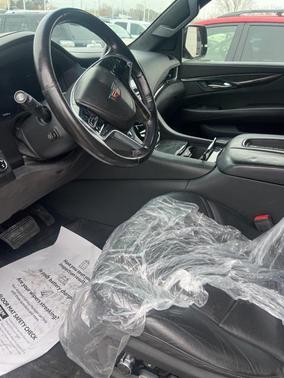 2019 Cadillac Escalade Platinum