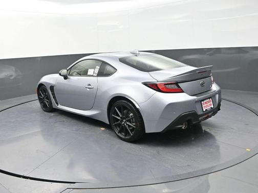 2025 Toyota GR86 Premium