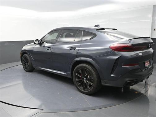 2022 BMW X6 xDrive40i