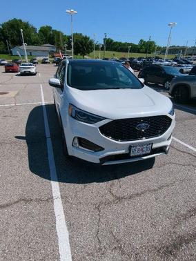 Star White Metallic Tri-Coat 2023 Ford Edge ST