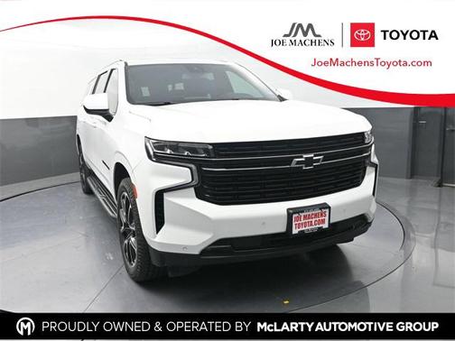 2023 Chevrolet Suburban RST