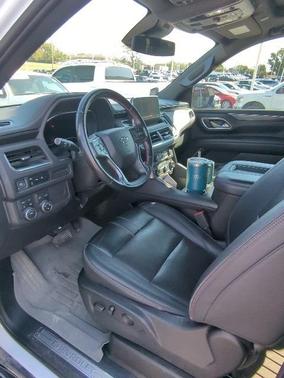 2023 Chevrolet Suburban RST