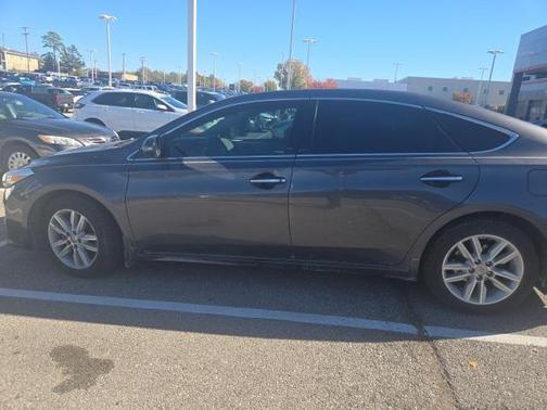2013 Toyota Avalon XLE