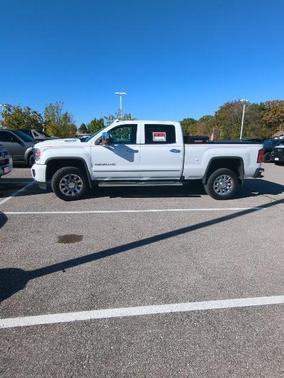 2017 GMC Sierra 2500 Denali