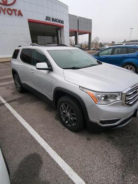 2017 GMC Acadia SLT-1