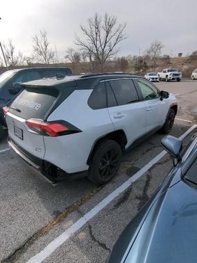 2025 Toyota RAV4 Hybrid SE