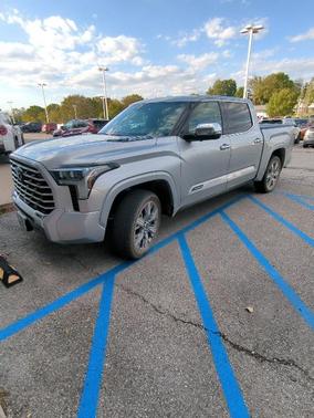 2023 Toyota Tundra Hybrid Capstone