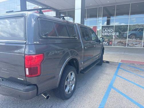 Magnetic Metallic 2018 Ford F-150 Lariat