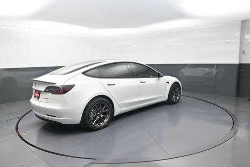 Pearl White Multi-Coat 2022 Tesla Model 3 Long Range