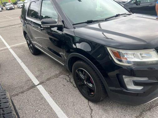 Shadow Black 2017 Ford Explorer XLT