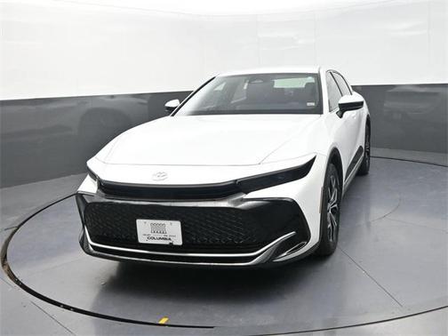 2024 Toyota Crown XLE