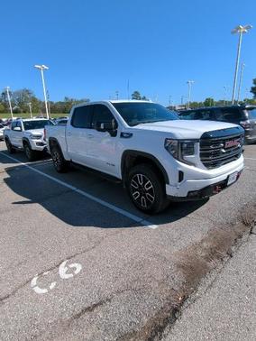 2025 GMC Sierra 1500 AT4
