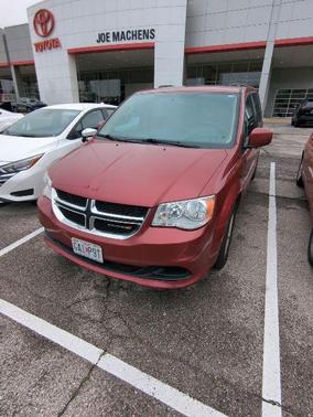 Deep Cherry Red Crystal Pearlcoat 2016 Dodge Grand Caravan SXT