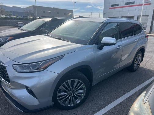 Celestial Silver Metallic 2021 Toyota Highlander Platinum