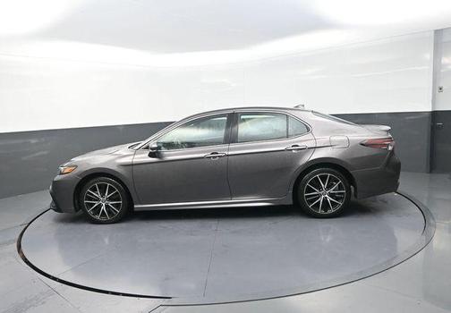 Predawn Gray Mica 2024 Toyota Camry SE