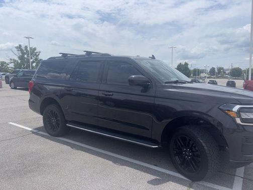 Dark Matter Metallic 2022 Ford Expedition Max XLT