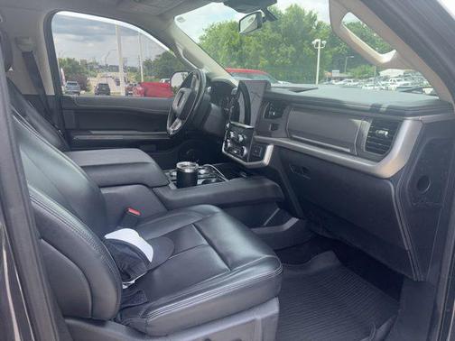Dark Matter Metallic 2022 Ford Expedition Max XLT