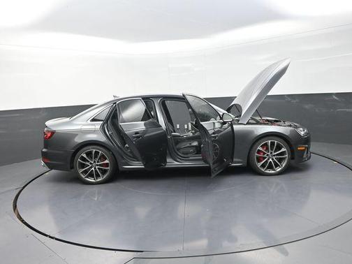 Daytona Gray Pearl Effect 2019 Audi S4 3.0T Premium