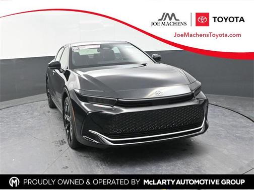 2025 Toyota Crown Platinum