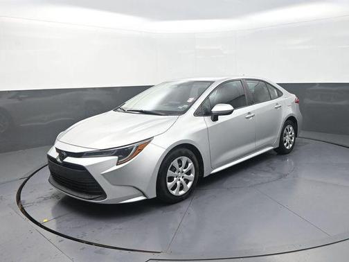 Classic Silver Metallic 2024 Toyota Corolla LE