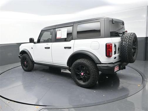 2022 Ford Bronco Black Diamond