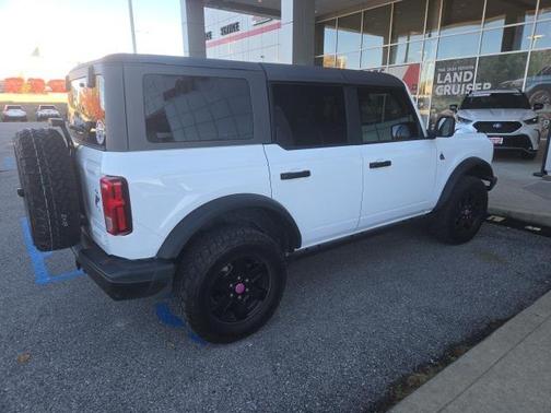 2022 Ford Bronco Black Diamond
