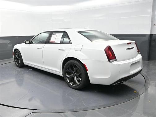 2023 Chrysler 300 S