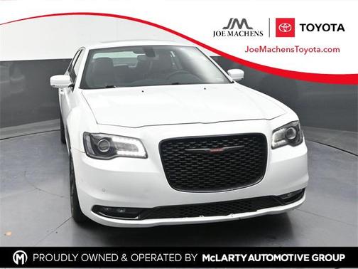 2023 Chrysler 300 S
