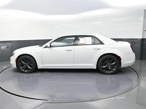2023 Chrysler 300 S