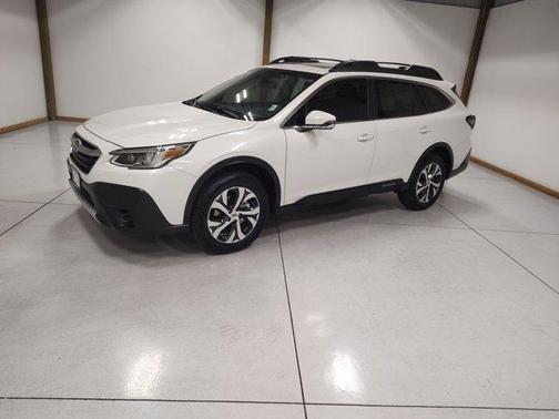 Crystal White Pearl 2021 Subaru Outback Limited XT