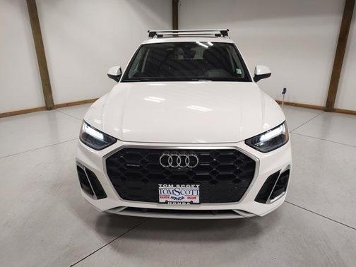 2024 Audi Q5 45 S line quattro Premium