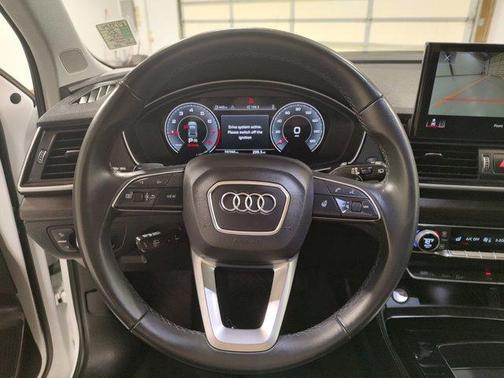 2024 Audi Q5 45 S line quattro Premium